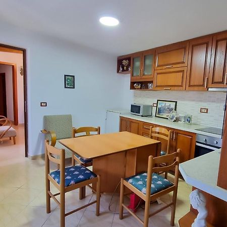 Dhimitri Apartment Berat Exterior foto